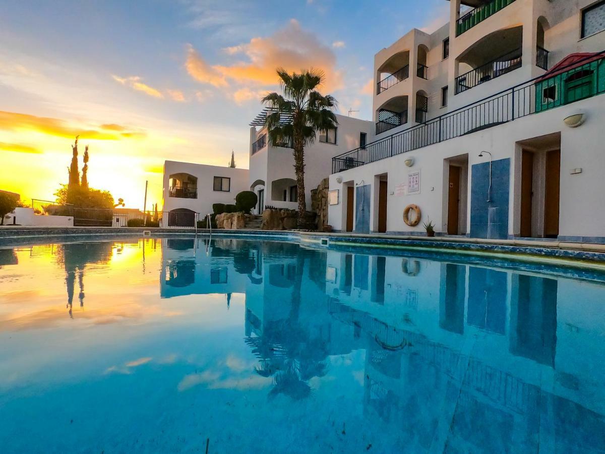 Ron'S Pergola Apartment Πάφος Εξωτερικό φωτογραφία